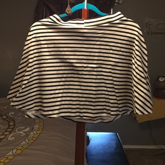 VS SKIRT - Picture 1 of 2