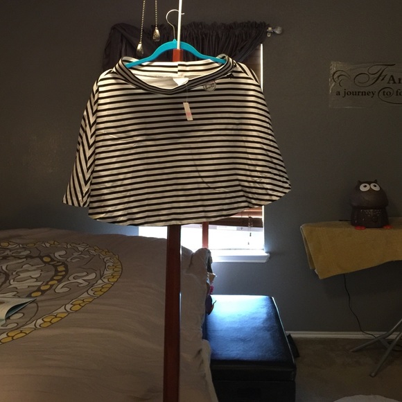 VS SKIRT - Picture 2 of 2