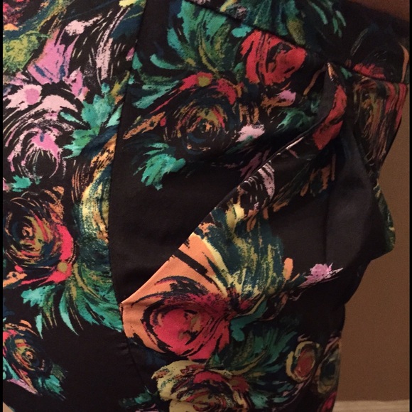 Floral pants with pockets - Picture 3 of 3