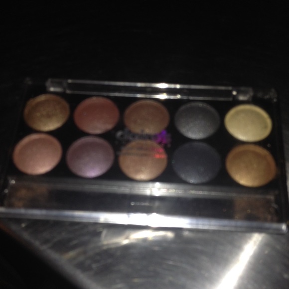Claires  Other - Claire's  eye shadow palette