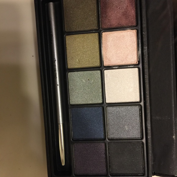 Pallet - Picture 2 of 2