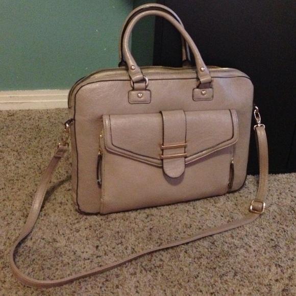 ALDO Lap top case.