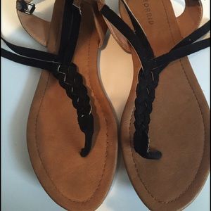 TORRID Black Braided T-Strap Sandals