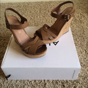 Aldo Tan Wedges