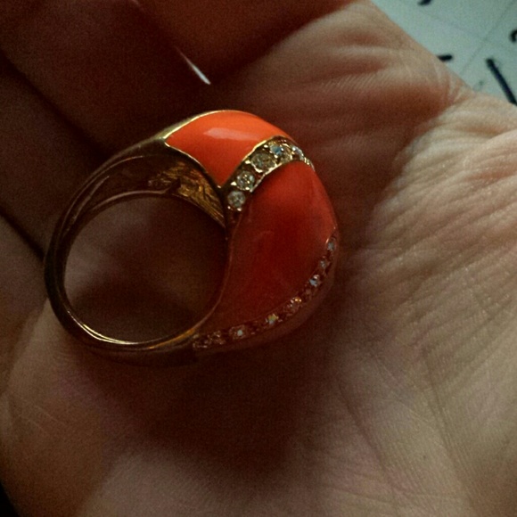 Ring - Picture 3 of 3