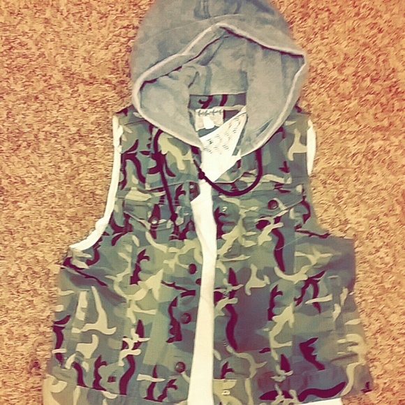 SOLD Camo Vest