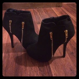 High heel booties