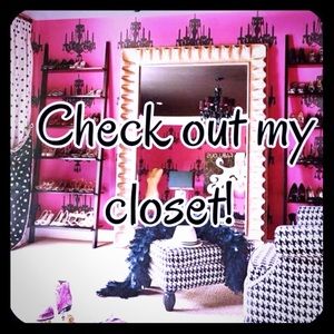 Check out my closet 😊