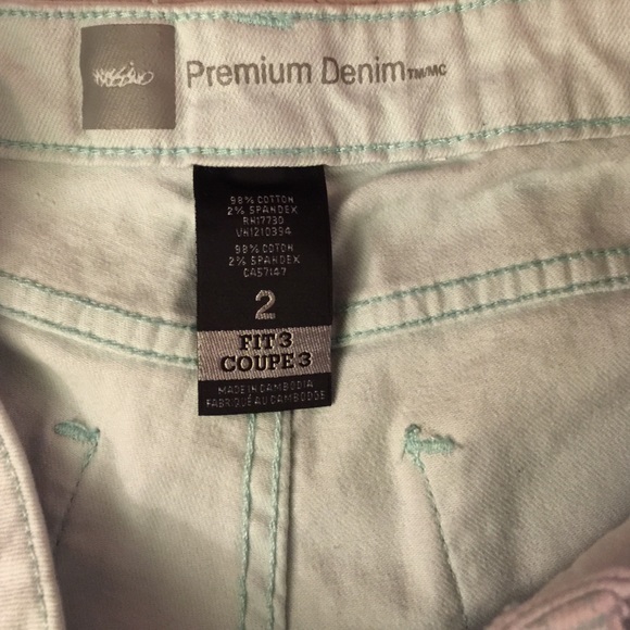 Light green denim pants - Picture 2 of 2