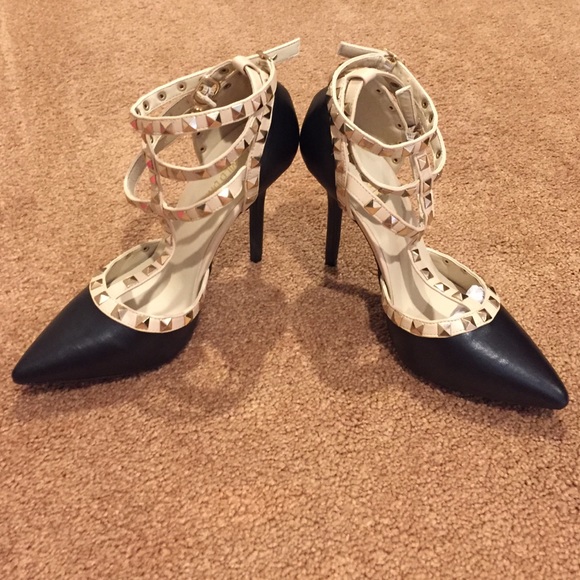 Black and nude high heels size7