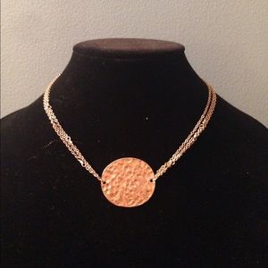 Gold Pendant Circle Necklace