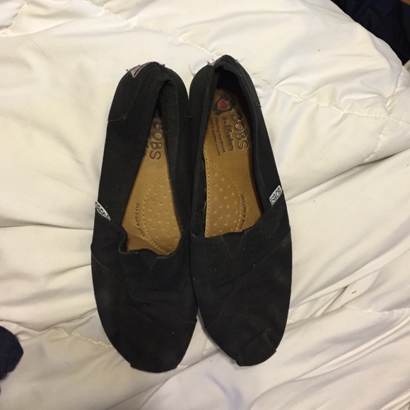 Black bobs
