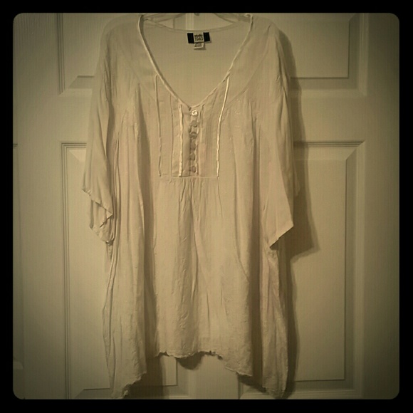 White flowy shirt