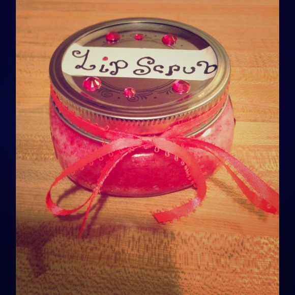 All natural lip scrub made to order!