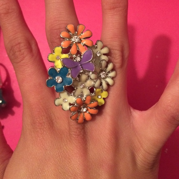 Flower ring