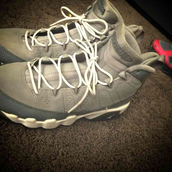 Jordan 2pair bundle - Picture 2 of 3