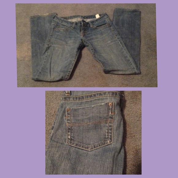 🚫SOLD!! Regular fitting jeans🚫