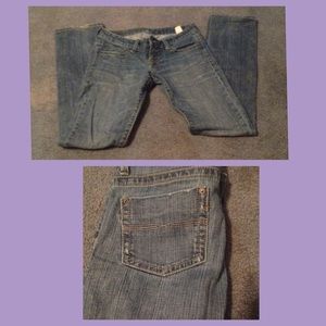 🚫SOLD!! Regular fitting jeans🚫