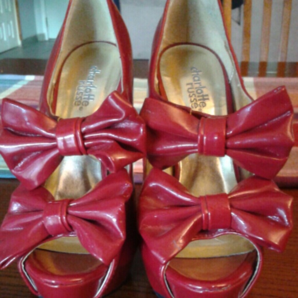 Red Platforms - Picture 3 of 4
