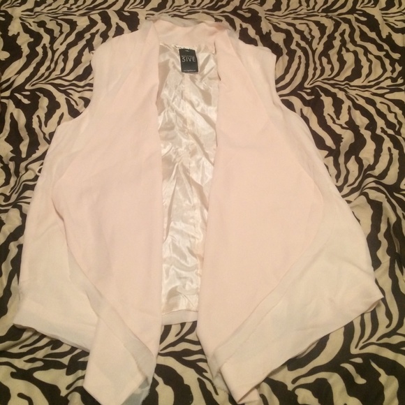 Boutique 5 vest or top