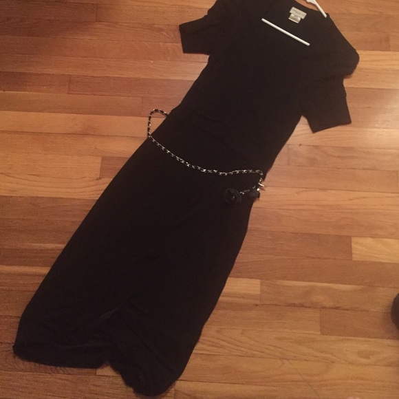 black dress - Picture 2 of 2