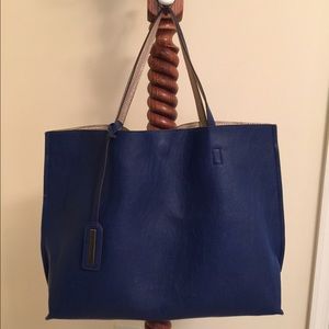 Reversible leather tote blue/gold