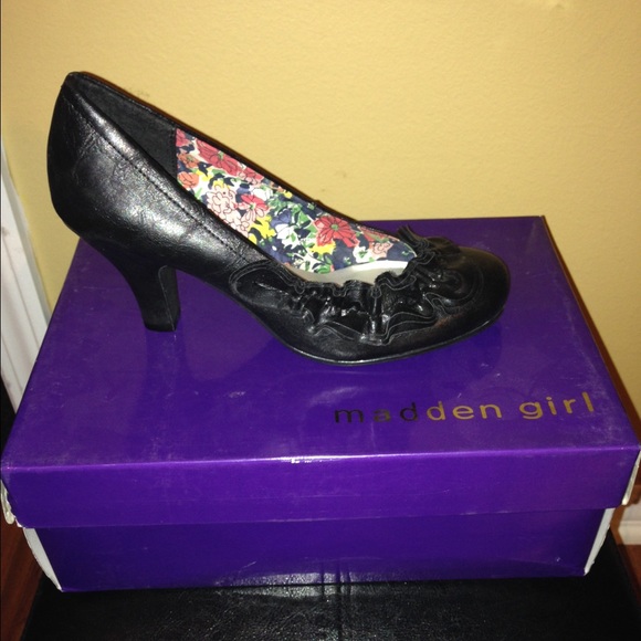 Madden Girl Low heels