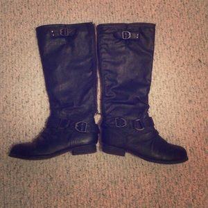 Black Riding boots