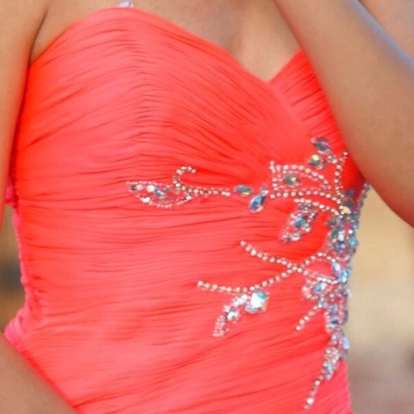 Prom Dress! - Picture 2 of 4