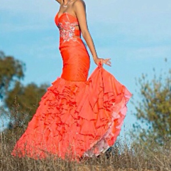 Prom Dress! - Picture 4 of 4
