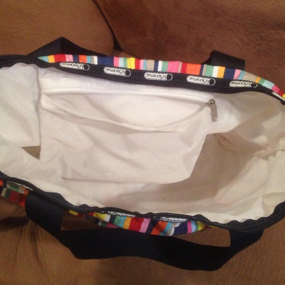 LeSportsac Tote - Picture 3 of 4