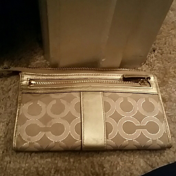 Coach wallet