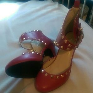 Brand new sexy red heels!