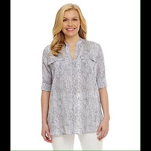 Calvin Klein Lightweight blouse XL