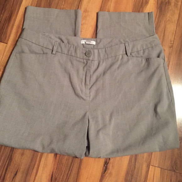 💢SOLD💢Gray Dress Capris - Sz 16💢SOLD💢