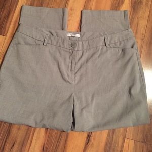 💢SOLD💢Gray Dress Capris - Sz 16💢SOLD💢