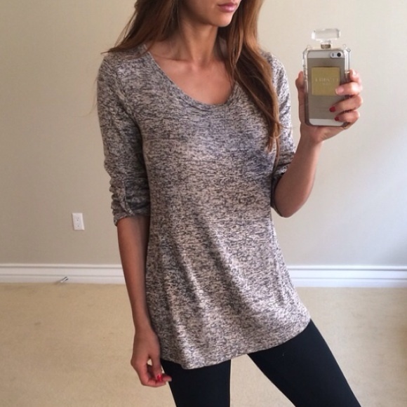 Tops - • SOLD • Marbled Knit Top L