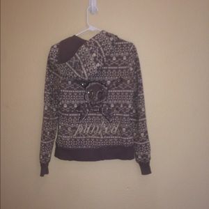 Skull sweater
