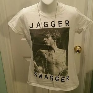 Who doesn't LOVE a Jagger shirt!