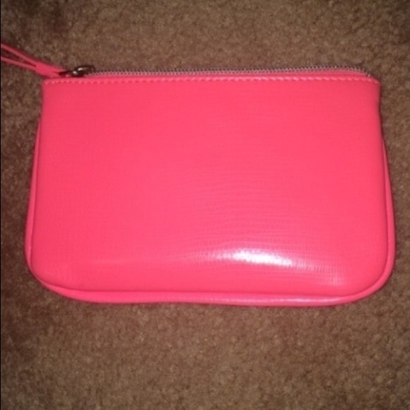 Victoria secret - Picture 2 of 4