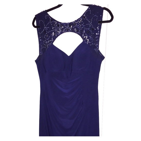 Price Reduced! 💥 Stunning Navy Blue Dress!