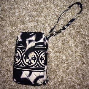 ❤️Vera Bradley wristlet in good condition!!!❤️