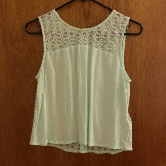 *BUNDLE*Mint green tank top and Billabong jacket