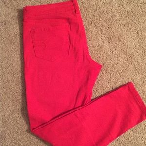 American eagle red skinnies