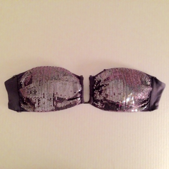 VINCE CAMUTO sequined Swimsuit top