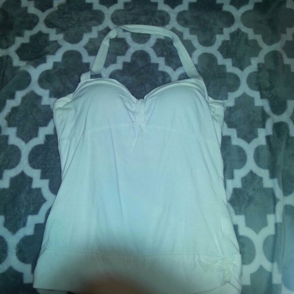 Pin up style shirt