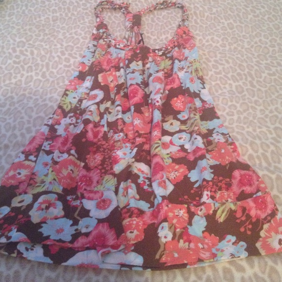 floral tank top