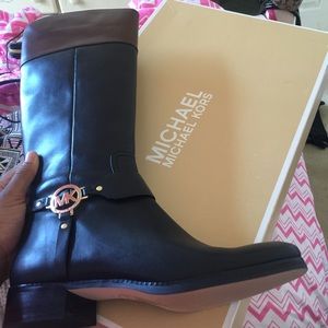 Michael kors boots