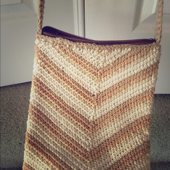 Bags - Cute crochet beige off white crossbody bag