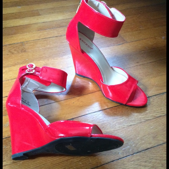 Red Patent Leather By Bamboo - Picture 5 of 12